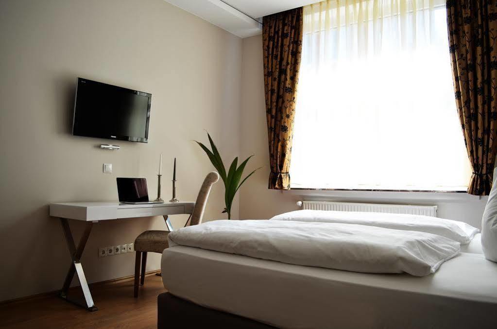 Stadt 3*